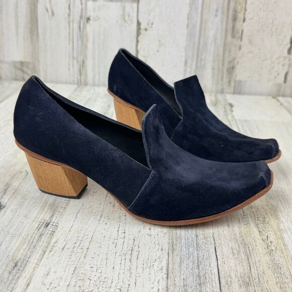 Cydwoq Literary Women's Vintage navy blue suede Heel size 37.5 - Picture 2 of 12